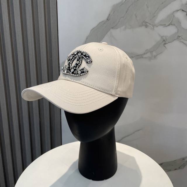 Chanel Chanel New Product High-End Full Diamond Hard Top Baseball Cap Xiaoxiang