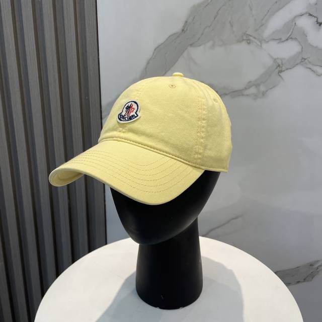 Moncler's New Baseball Cap Is Fashionable And Street-Friendly. It Is A Favorite
