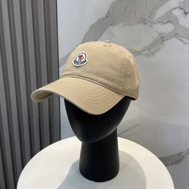 Moncler's New Baseball Cap Is Fashionable And Street-Friendly. It Is A Favorite