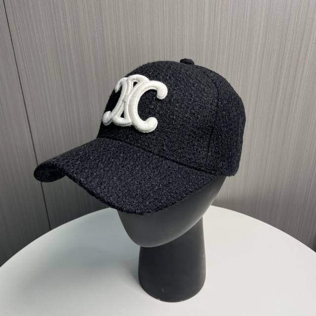 Celine New Counter Synchronization Xiaoxiang Style Tweed Baseball Cap Details Fu
