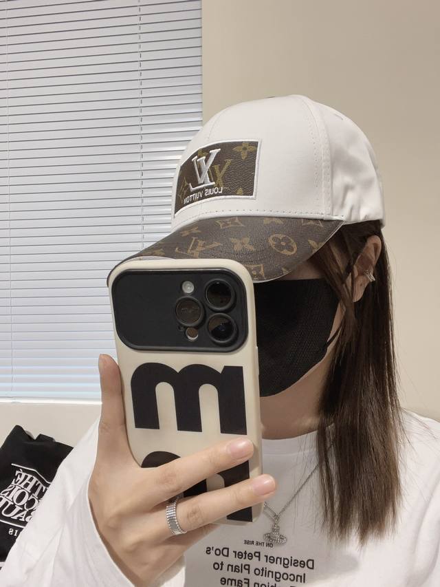 New Louis Vuitton Louisvuitton New Lv Baseball Cap Heavy Industry To Create Earl