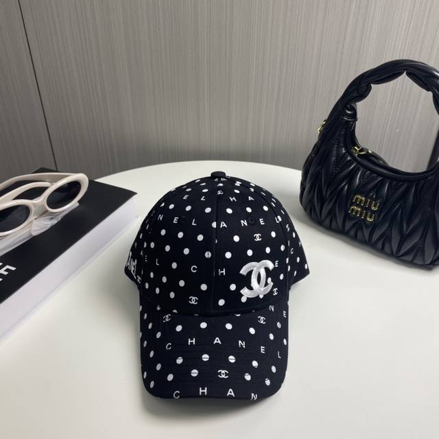 chanel Chanel New Simple Embroidered Logo Baseball Cap New Shipment Big Brand