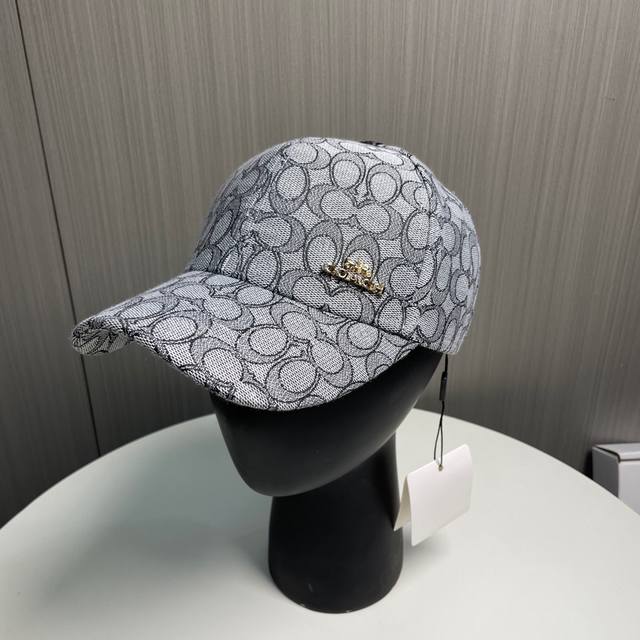 cooach New Baseball Cap This Baseball Cap Is Really Versatile And Timeless. I