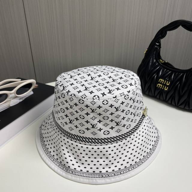 Louis Vuitton Baseball Cap Louisvuitt New Lv Bucket Hat Heavy Industry To Create