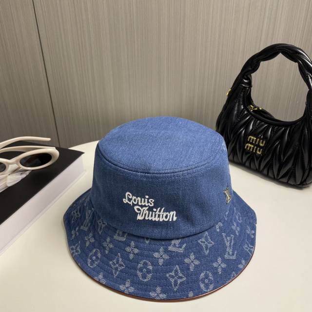 lv Louis Vuitton Official Website High Version Shipping Embroidered Letter Bu