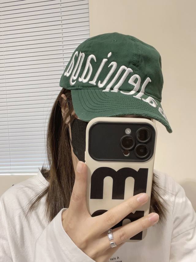 balenciaga Balenciaga's New Embroidered Logo Baseball Cap Has A Cool Color Sc
