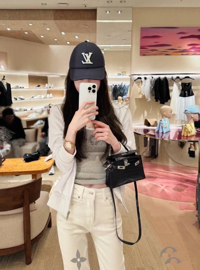 lv Louis Vuitton High Version Counter Hit Baseball Cap Re-Made High-End Atmos
