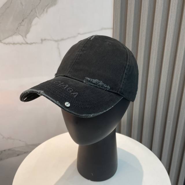 balenciaga Balenciaga New Logo Baseball Cap With Cool Colors, Different Style