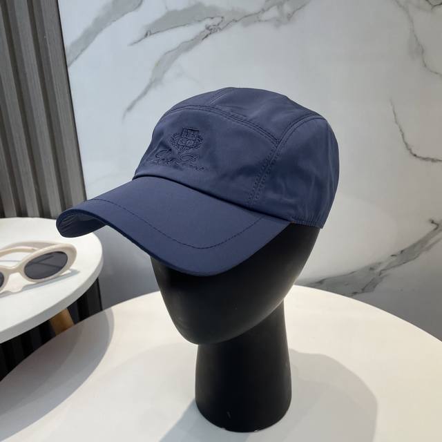 loro Piana New High-Version Baseball Cap From Loyo Piana Counter. Great Brand