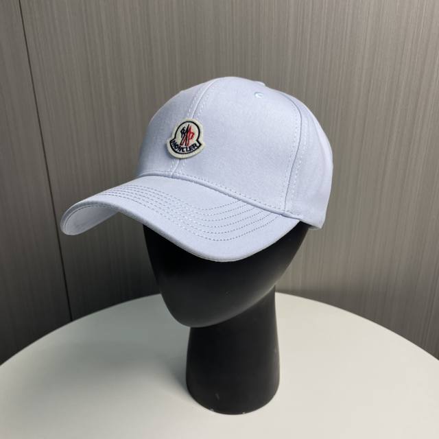 Moncler's New Baseball Cap Is Fashionable And Street-Friendly. It Is A Favorite