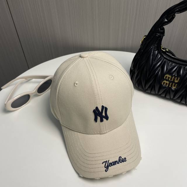 ny New York Embroidered Baseball Cap Is Simple And Elegant. 1:1 Mold Customiz