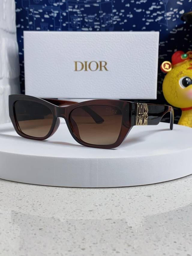 dior Dior 2025 New Sunglasses For Women Fashion Modern Missdior S1F Thick Fra