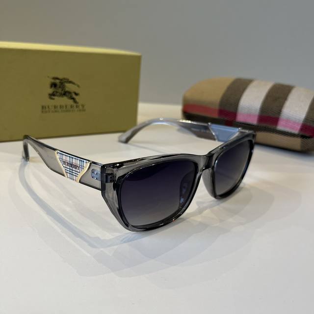 burberr Burberry Men's And Women's Sunglasses, International Brand, Same Styl