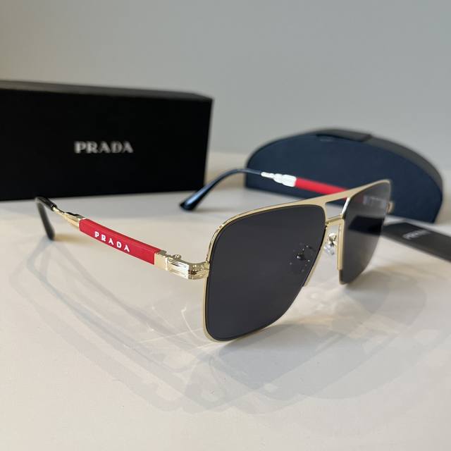 prada Prada World-Class Master Manufacturing. Polarized Sunglasses High-End F