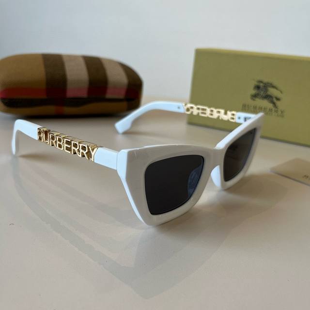 burberry Burberry 2025 New Style Sunglasses Must Be Prepared For Travel With