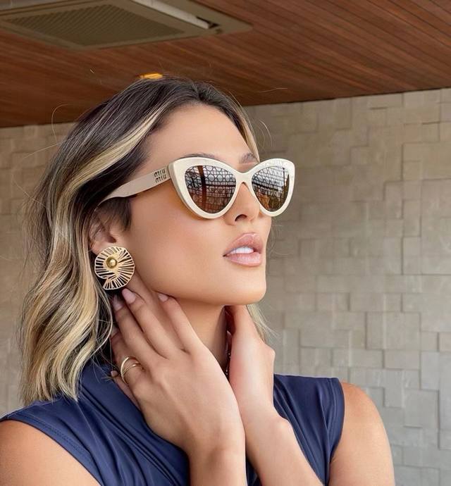 miumiu Miu Miu New Sunglasses Cat Glasses Travel Must Have Many Stars With Th