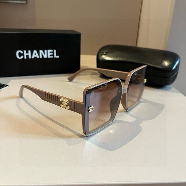 chanel I Really Love Chanel Sunglasses. They Give Off A Strong Aura When Worn