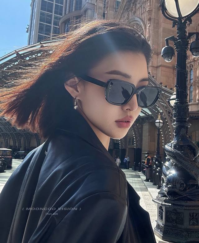 gucci 2025 Spring New Trend Hot Fashion Square Frame Polarized Sunglasses Hig