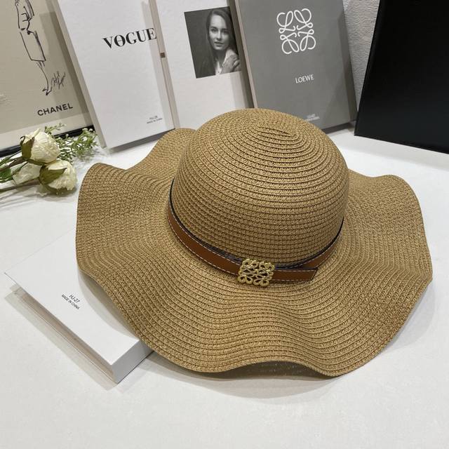 Special price with dust bag Loewe 2025 new style ruffled belt style wide brim ha