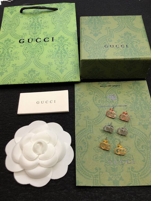 Gucci earrings are high-end and beautiful. Because they are limited edition, you