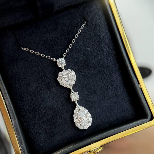 A3702 The new Graff love water drop tassel necklace is simple and elegant, with