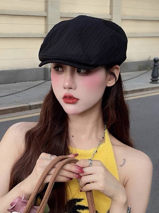 Monogram simple style forward hat female 2025 spring retro versatile beret Korea