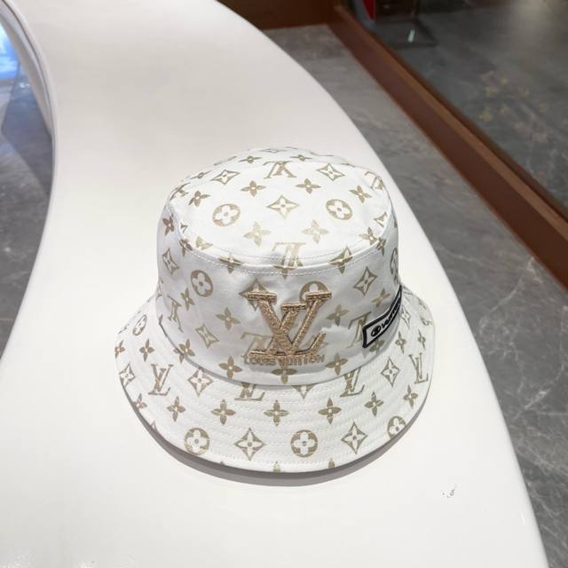 Lv Louis Vuitton official website version, classic fisherman hat, very classic c