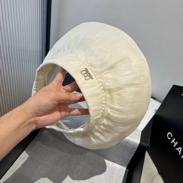 Miumiu shell hat, hollow top sun hat adjustable