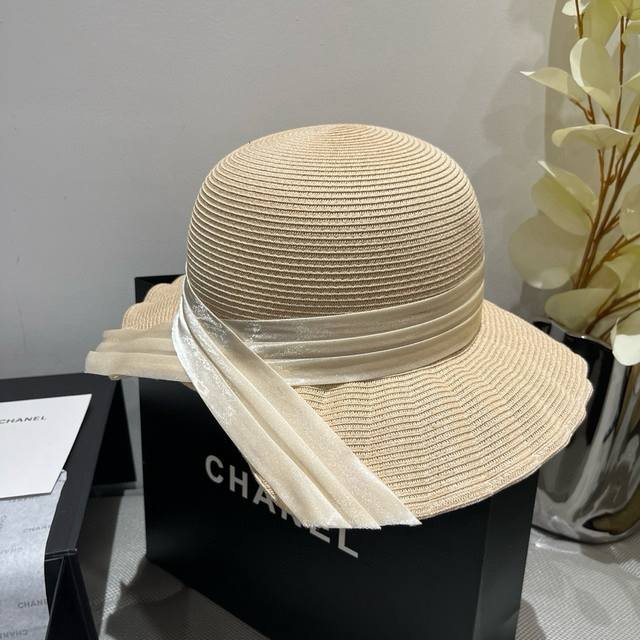Miumiu new water ripple straw hat, lady hat, Pp straw fabric, head circumference