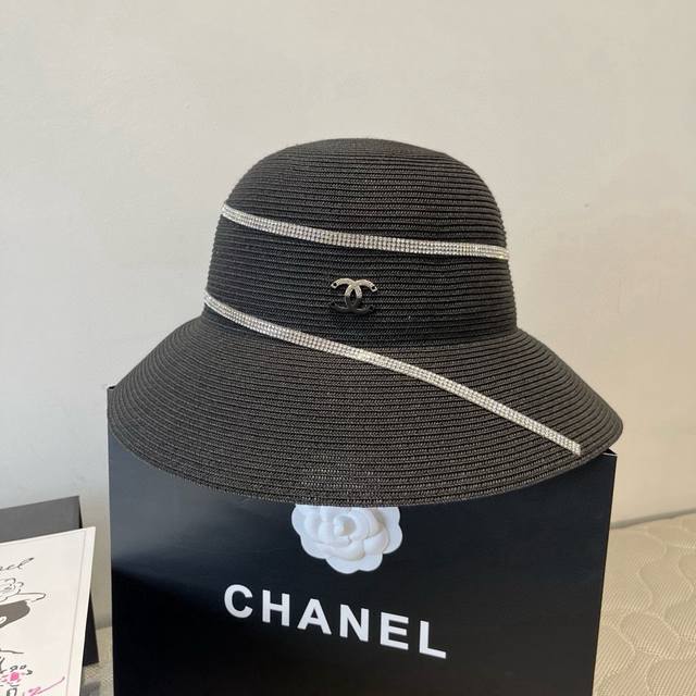 Chanel new straw hat, head circumference 57Cm