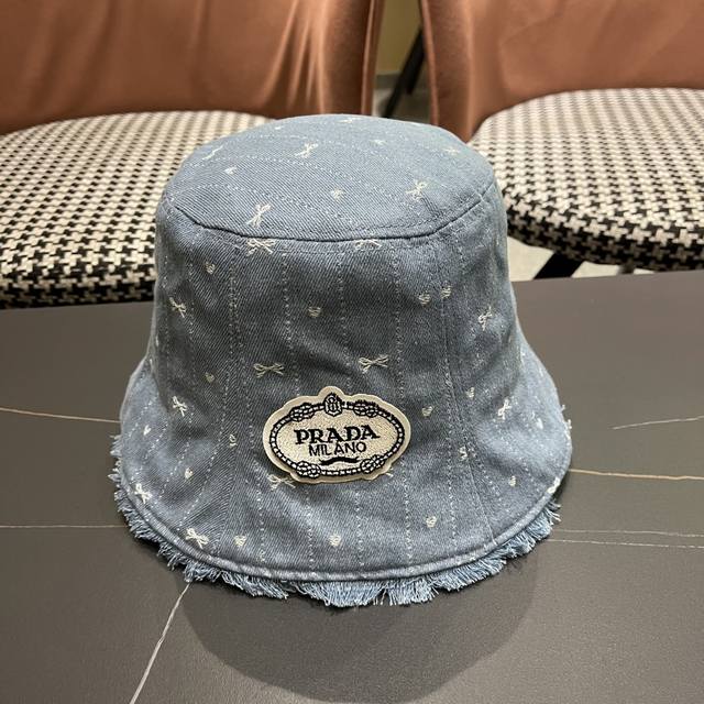 Prada 2025 new denim bucket hat for women in spring and summer, plain face-cover