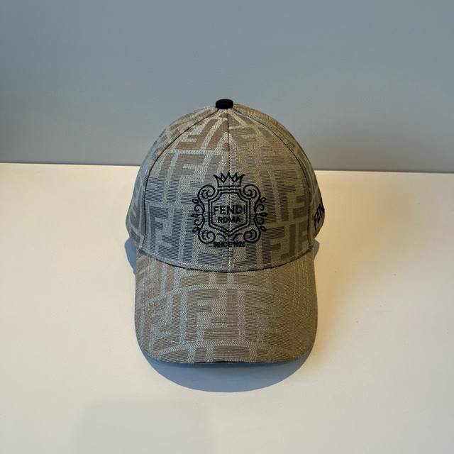 Fendi Fendi old flower series baseball cap classic Ff second-hand single product