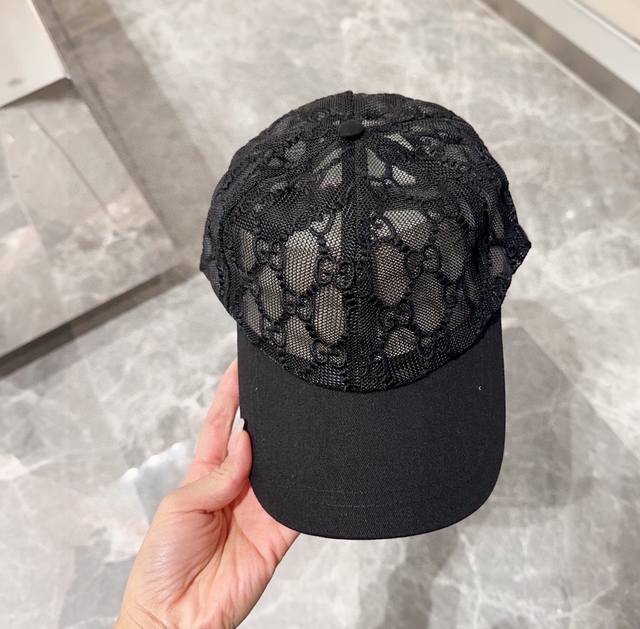 Gucci 2025 new simple embroidered baseball cap, very trendy! Casual sports style