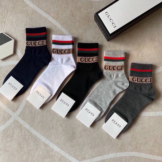 Gucci new men's short socks, one box of five pairs, red and green stripes with t
