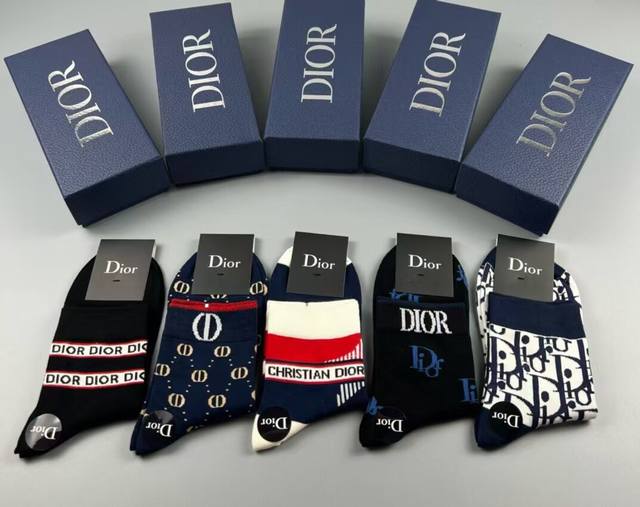 Special Dior Dior D's new men's socks, one box of five pairs of jacquard brand l