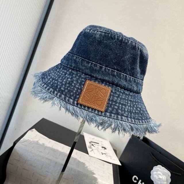 Loewe new denim fisherman hat, head circumference 57Cm