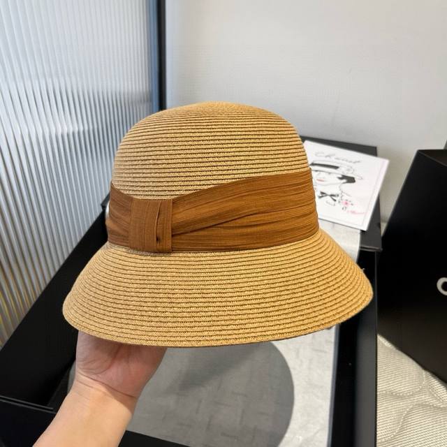 Dior new basin hat, ladylike straw hat, made of Pp straw in Taiwan, head circumf