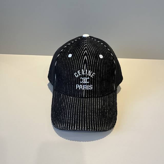 Celine's new classic casual fashion baseball cap is Japanese and Korean style, i