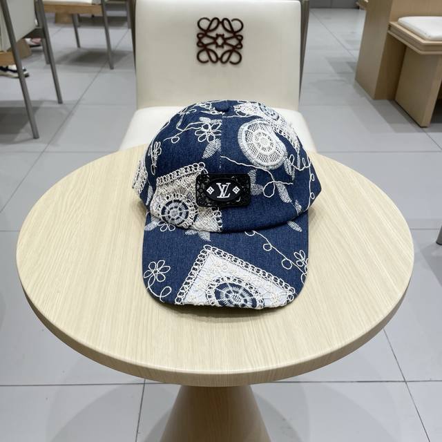 Louis Vuitton Lv baseball cap Louisvuitton new model is made of high-end and ele