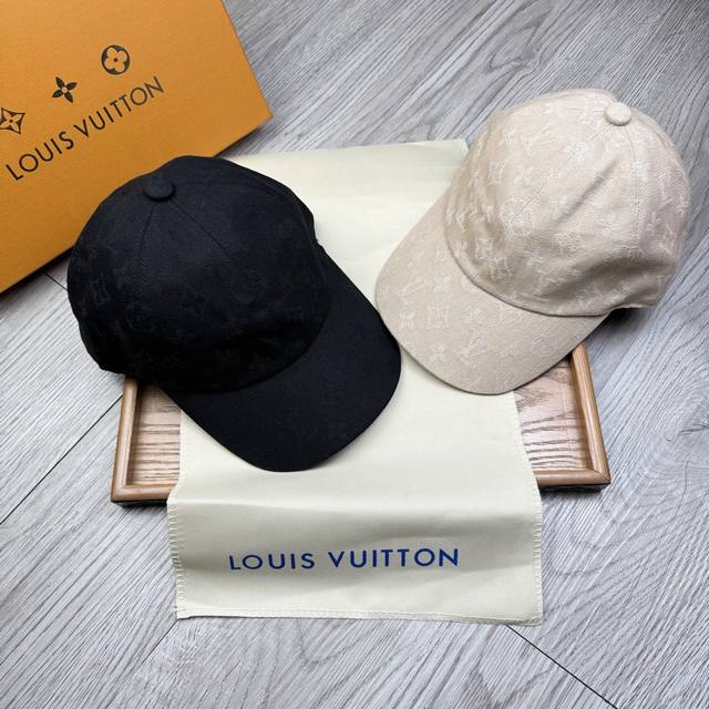 L. 1:1 mold customization baseball cap original lining original label! With orig