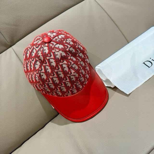 with box bag, Dior new original baseball cap, Dior old flower patchwork leather,