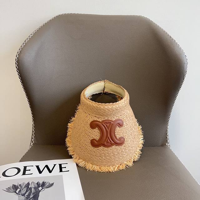 Special dust bag Celine 2025 new straw holiday style sun hat hollow hat, sun pro