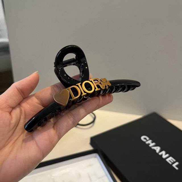 Dior new hairpin
