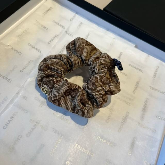 Gucci hair band