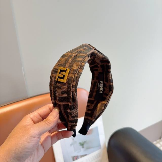 with packaging Fendi classic double F cross headband, retro headband, simple and