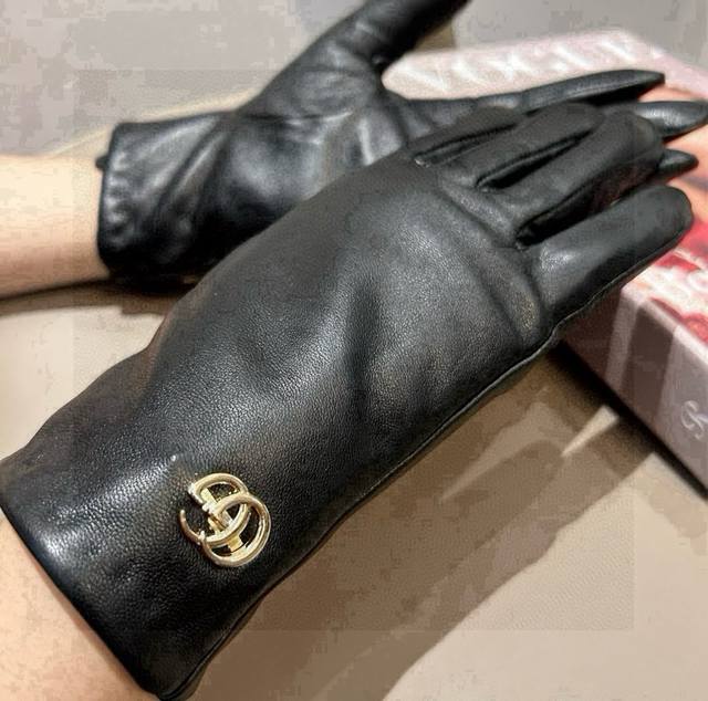 New Gucci classic new exclusive first touch screen women's gloves Gucci Gucci or