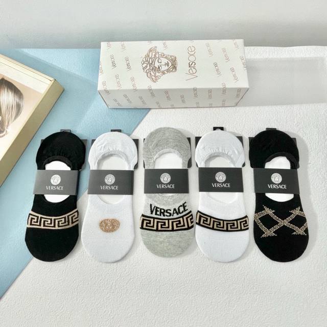 comes with packaging, one box contains five pairs of Versace high version~ so go