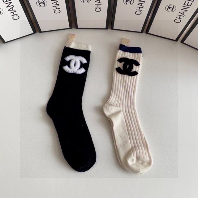 Special packaging Chanel Chanel Internet celebrity hot style #New socks, medium