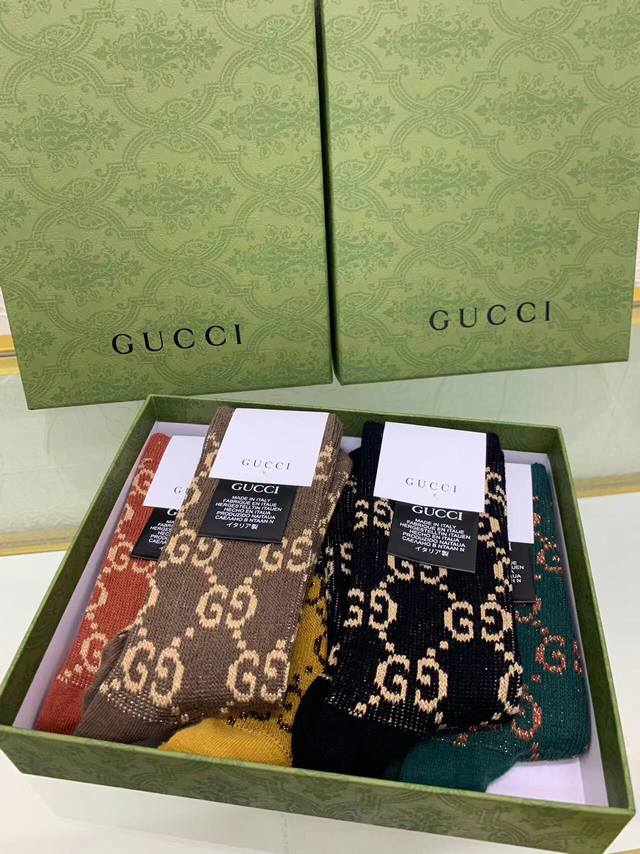 Gucci classic mid-tube women's socks, five pairs in a box, synchronized long soc