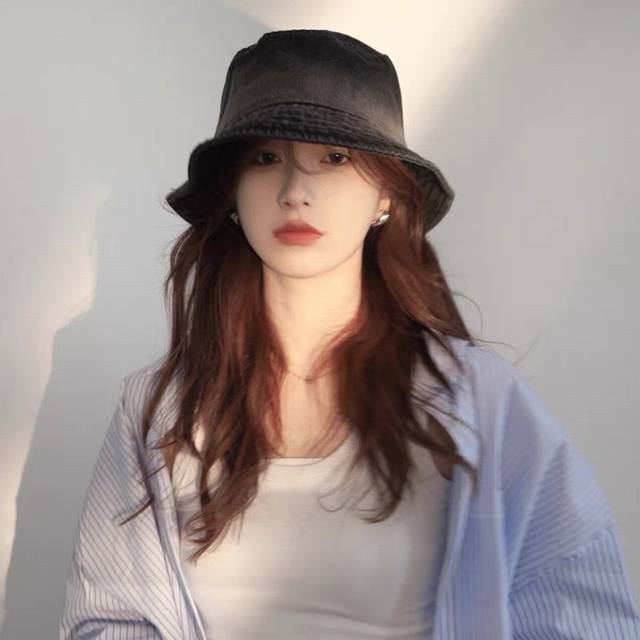 Prada denim fisherman hat, sun protection hat, head circumference 57Cm